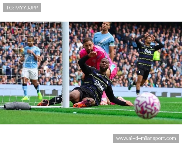 哈兰德梅开二度，曼城客场横扫水晶宫追近阿森纳